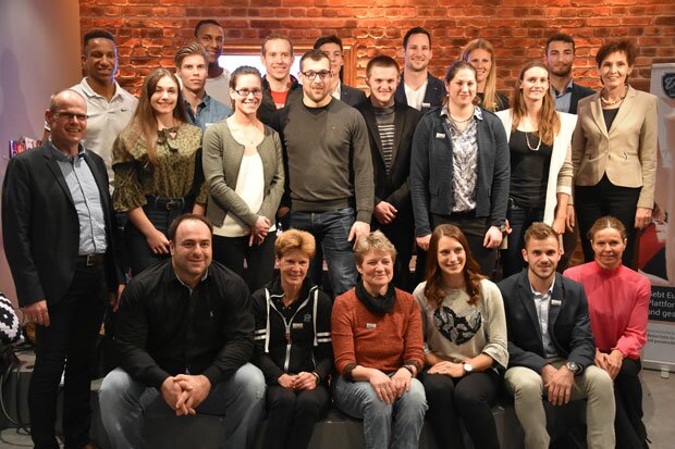 Haben sich auch für 2018 eine Menge vorgenommen: Die rheinland-pfälzischen Spitzensportler mit LSB-Präsidentin Karin Augustin (ganz rechts) und LSB-Vizepräsident Jochen Borchert (ganz links). Foto: M. Heinze